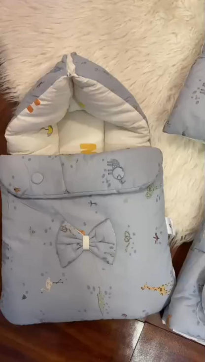 Deluxe 8-Piece Baby Lounger & Bedding Set